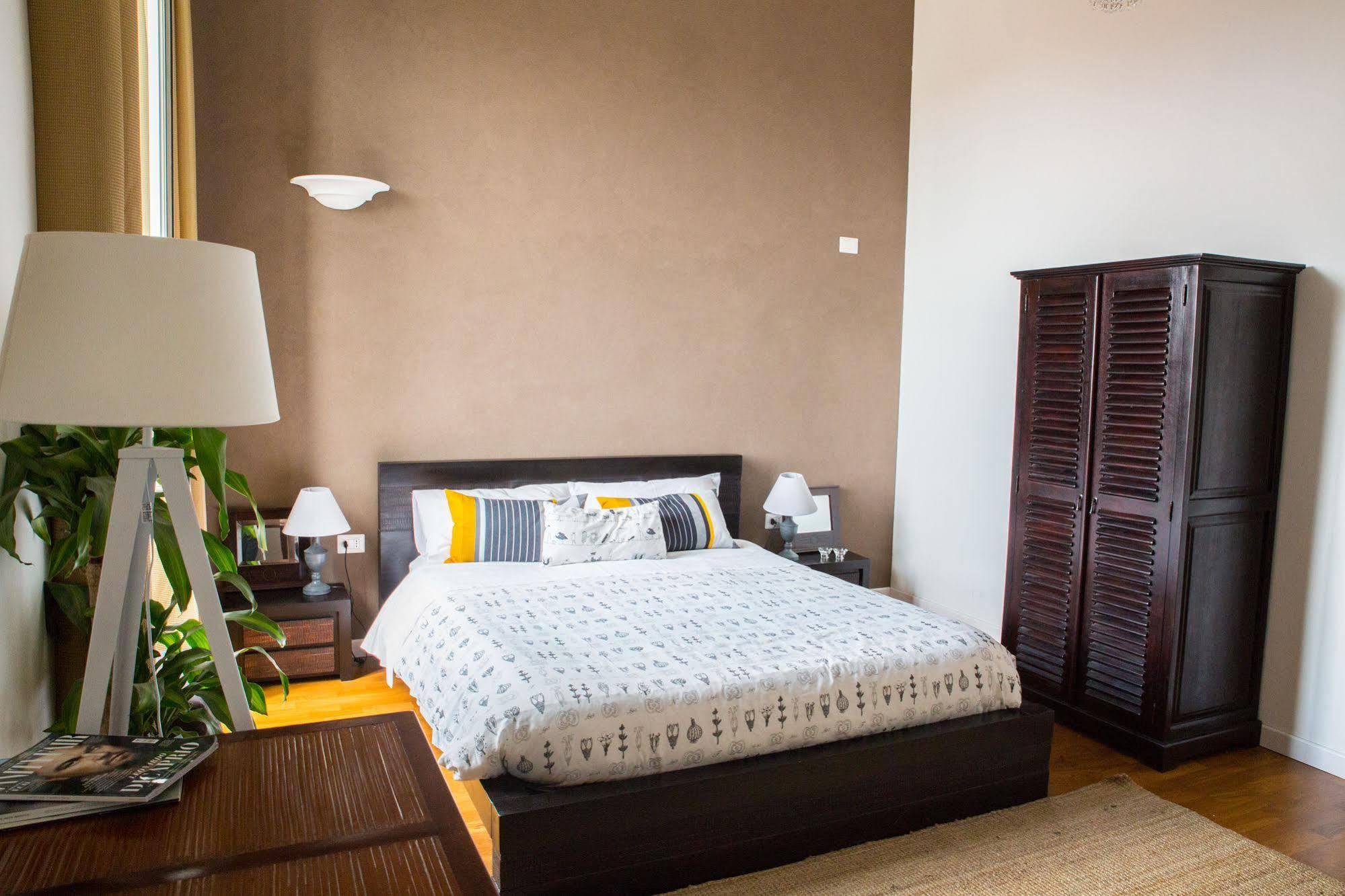 רומא Urban Pine Rooms מראה חיצוני תמונה