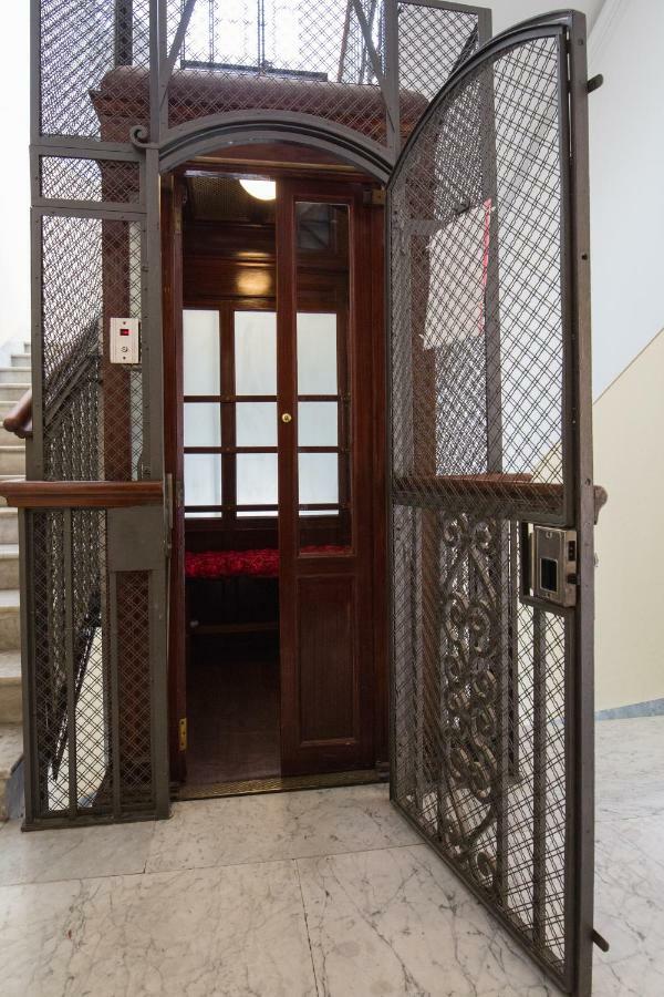 רומא Urban Pine Rooms מראה חיצוני תמונה
